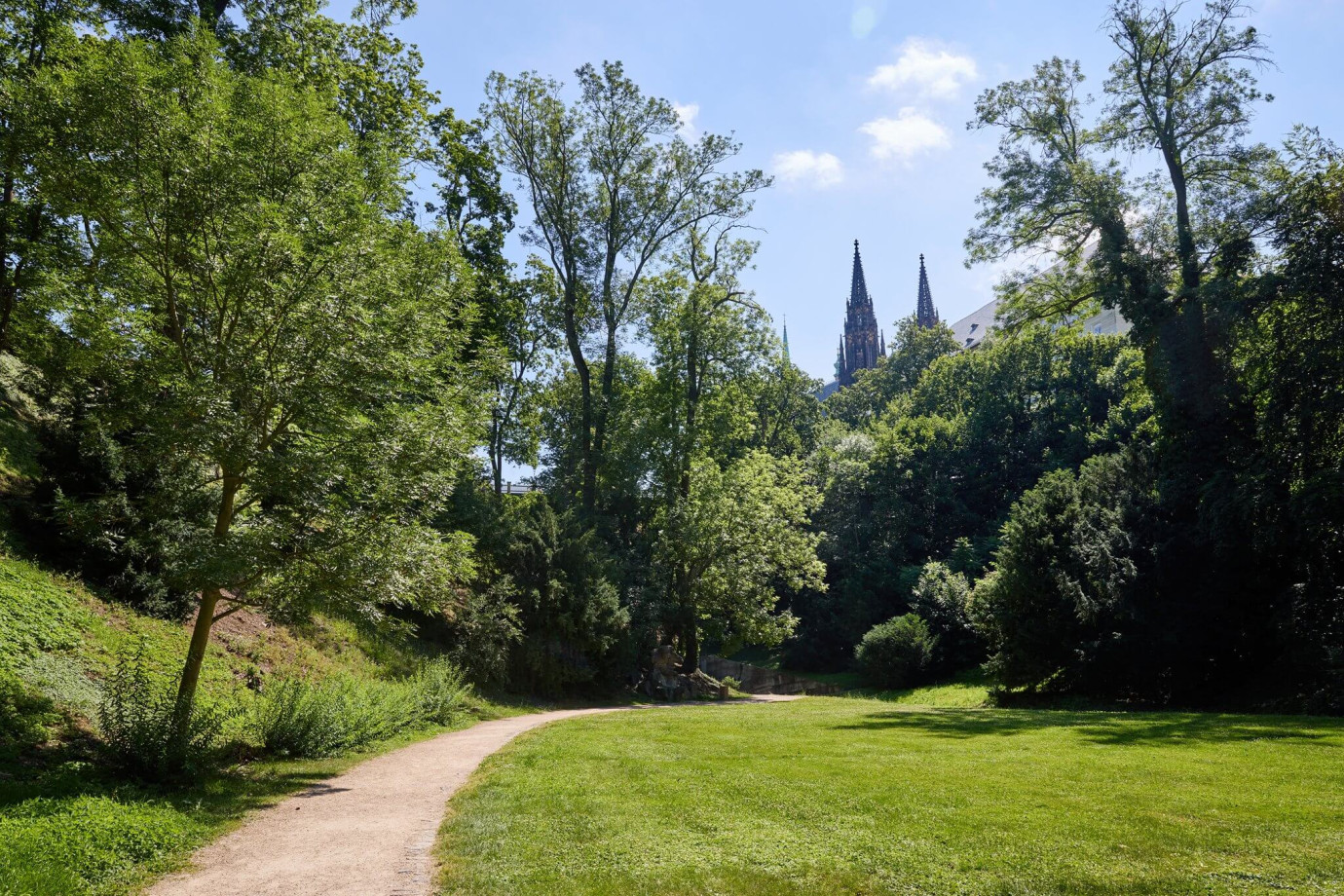 Jelení příkop - pohled na Pražský hrad